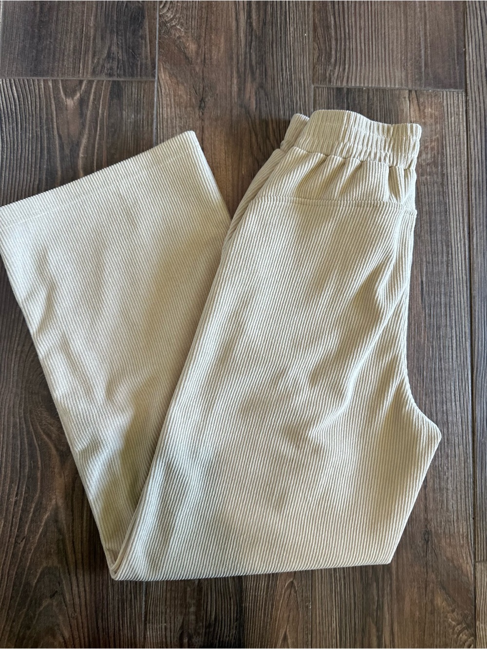 HALARA Wide-Leg Ribbed Corduroy Pants in Cream Beige - Picture 3 of 15